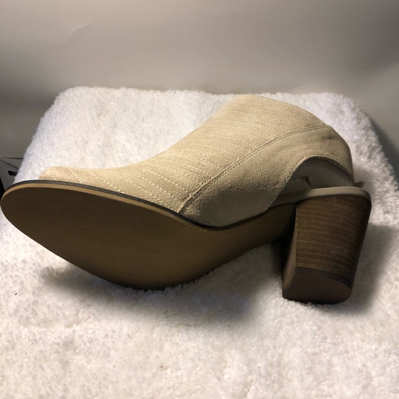 Women’s Bella Vista Kalista Booties sz 7.5m ww - Picture 4 of 5